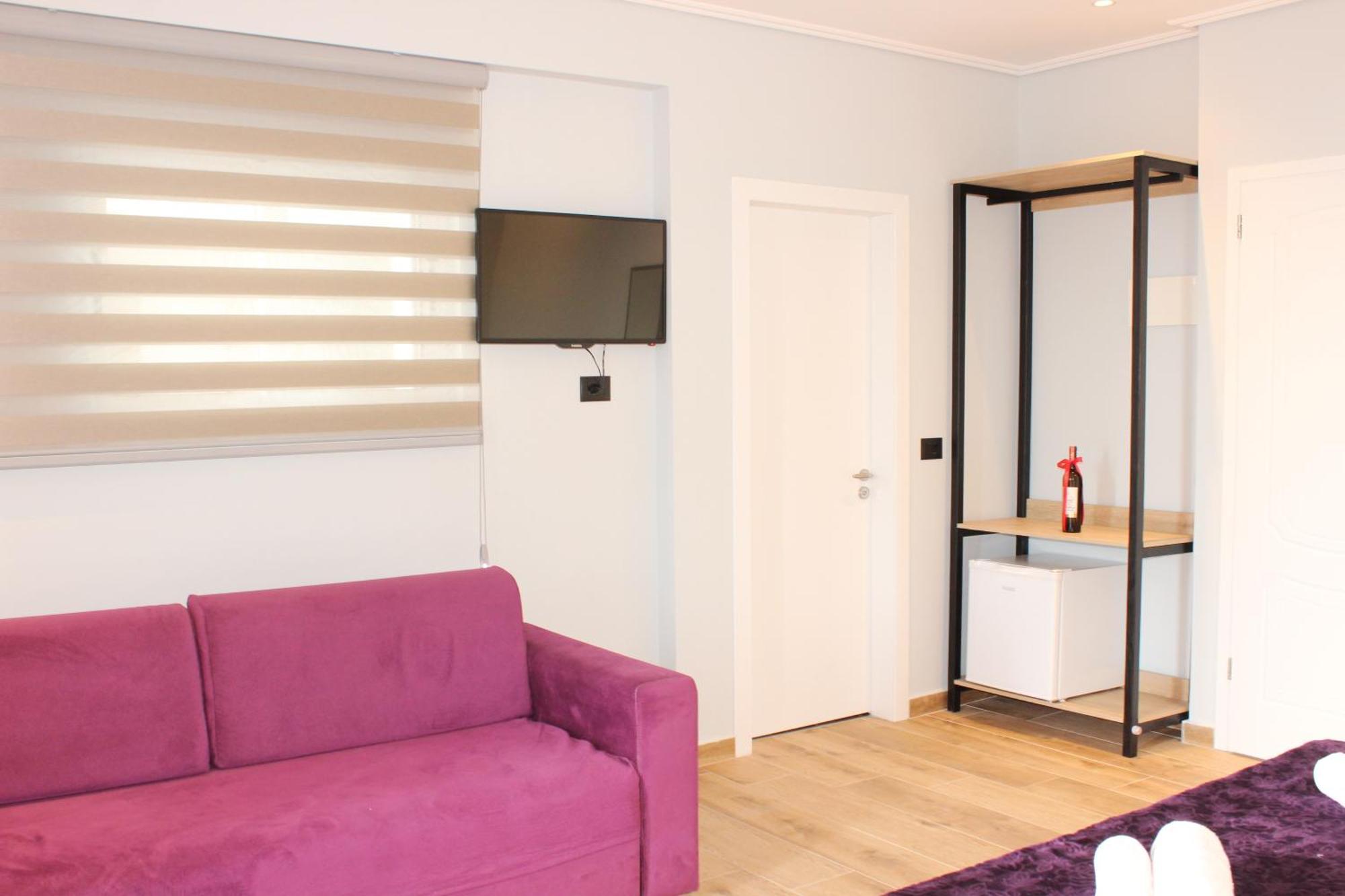 Bebi Hotel And Apartments Sarandë Exterior foto