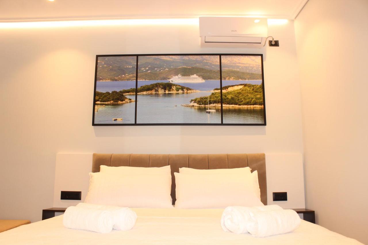 Bebi Hotel And Apartments Sarandë Exterior foto